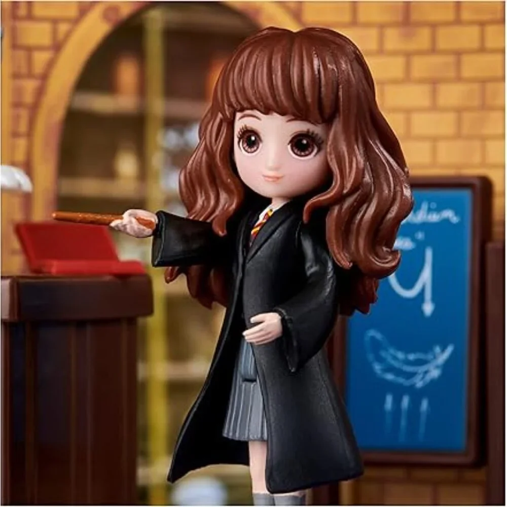 WIZARDING‎ WORLD of Harry Potter Magical Minis – Hermione Granger (BRAND-NEW!)